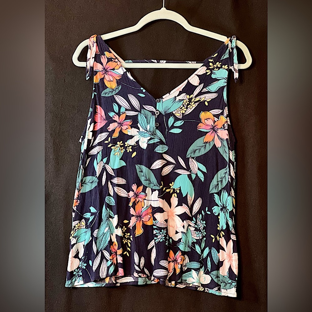 a.n.a. Floral Print Sleeveless Blouse (Sz Lg)